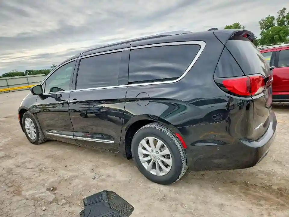 2C4RC1EG0JR321702 2018 CHRYSLER PACIFICA-1