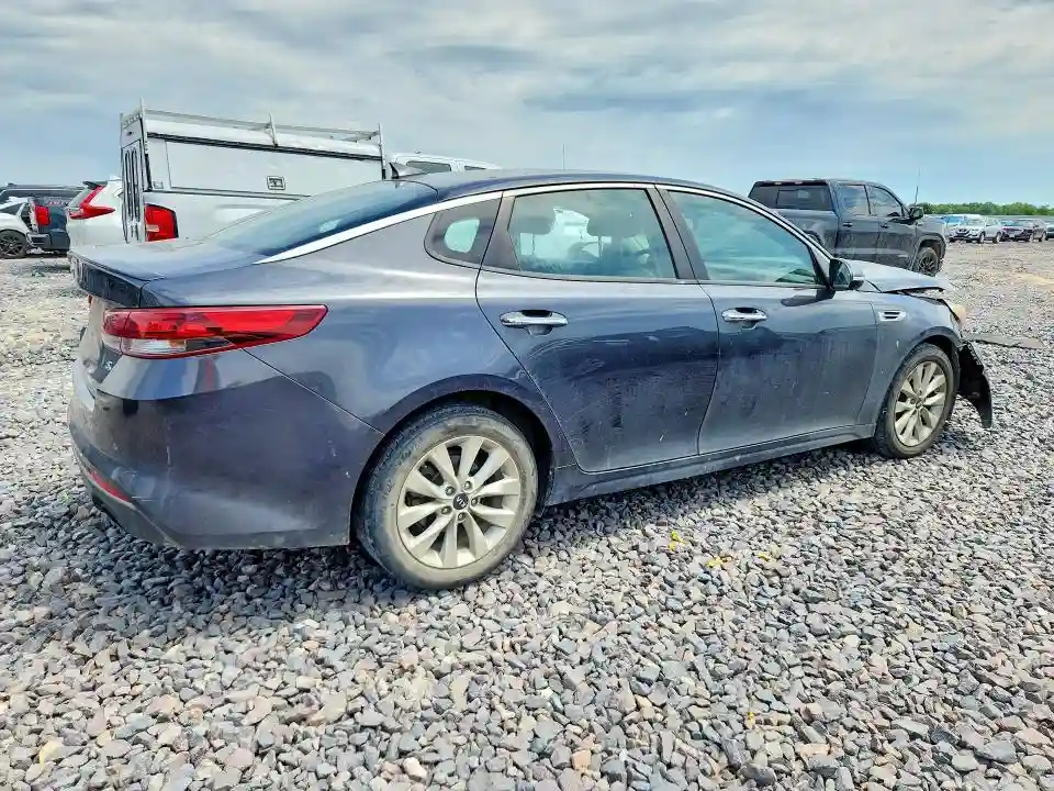 5XXGT4L31JG217396 2018 KIA OPTIMA S-2