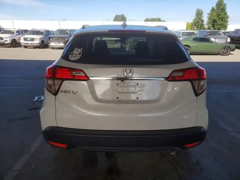 3CZRU5H5XNM731834 2022 HONDA HR-V-5