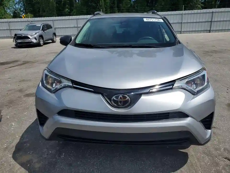 JTMZFREV7JD127319 2018 TOYOTA RAV4-4