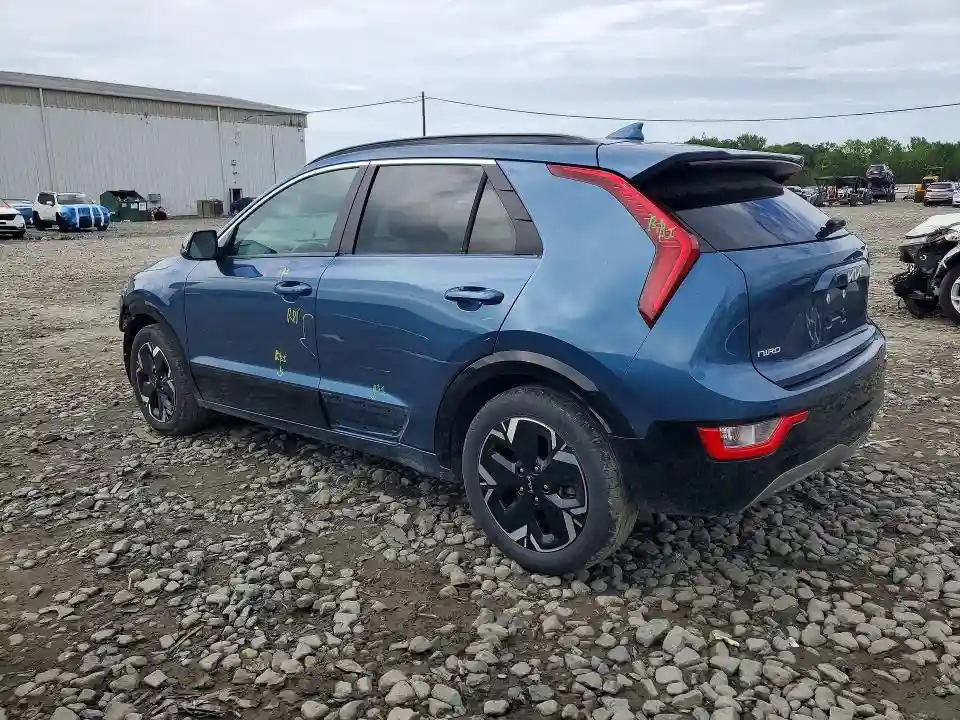 KNDCR3L14P5025036 2023 KIA NIRO-1