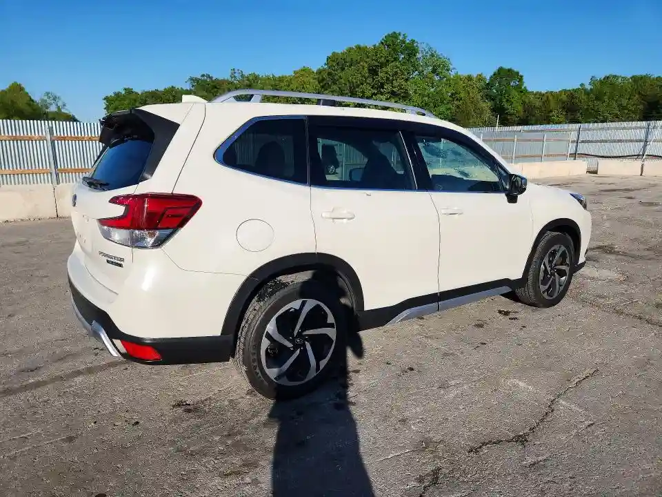 JF2SKARC4PH402509 2023 SUBARU FORESTER-2