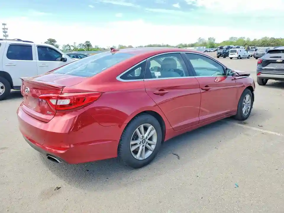 5NPE24AA7FH136037 2015 HYUNDAI SONATA-2