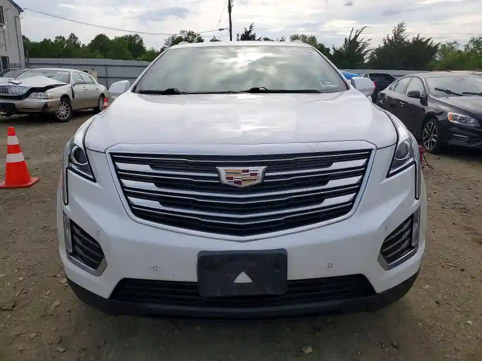 1GYKNBRS9HZ231636 2017 CADILLAC XT5-4