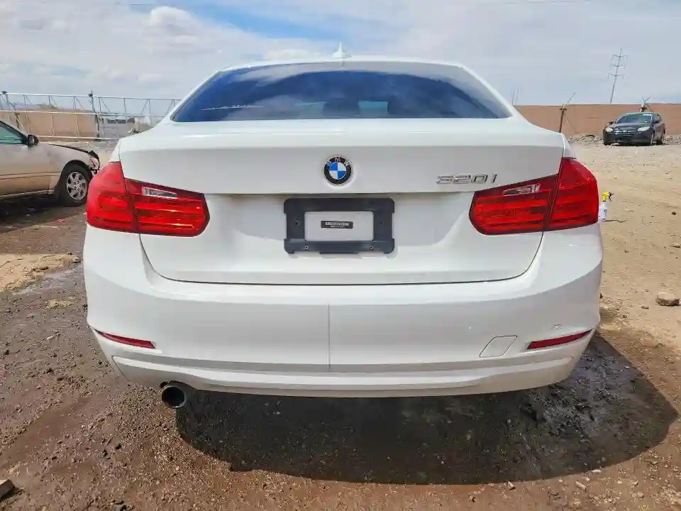 WBA3B1C51FK139973 2015 BMW 3 SERIES-5