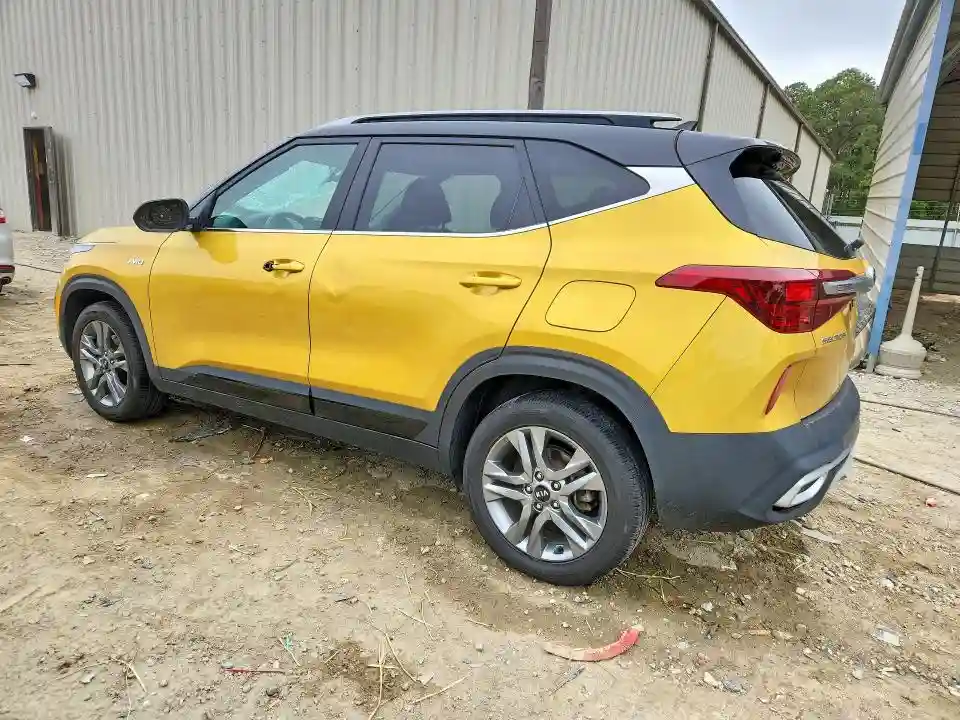 KNDEUCAA2M7181098 2021 KIA SELTOS-1