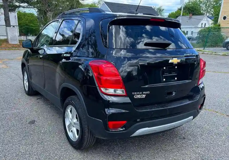 KL7CJPSB4KB921482 2019 CHEVROLET TRAX-2