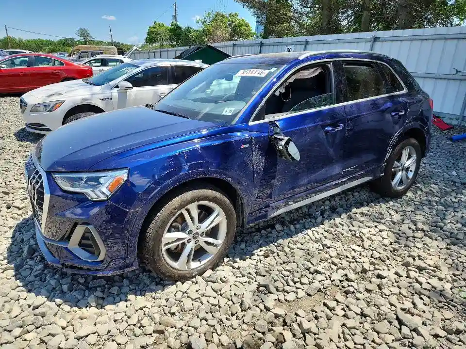 WA1DECF31R1159312 2024 AUDI Q3-0