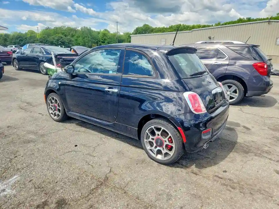 3C3CFFBR3FT753824 2015 FIAT 500-1