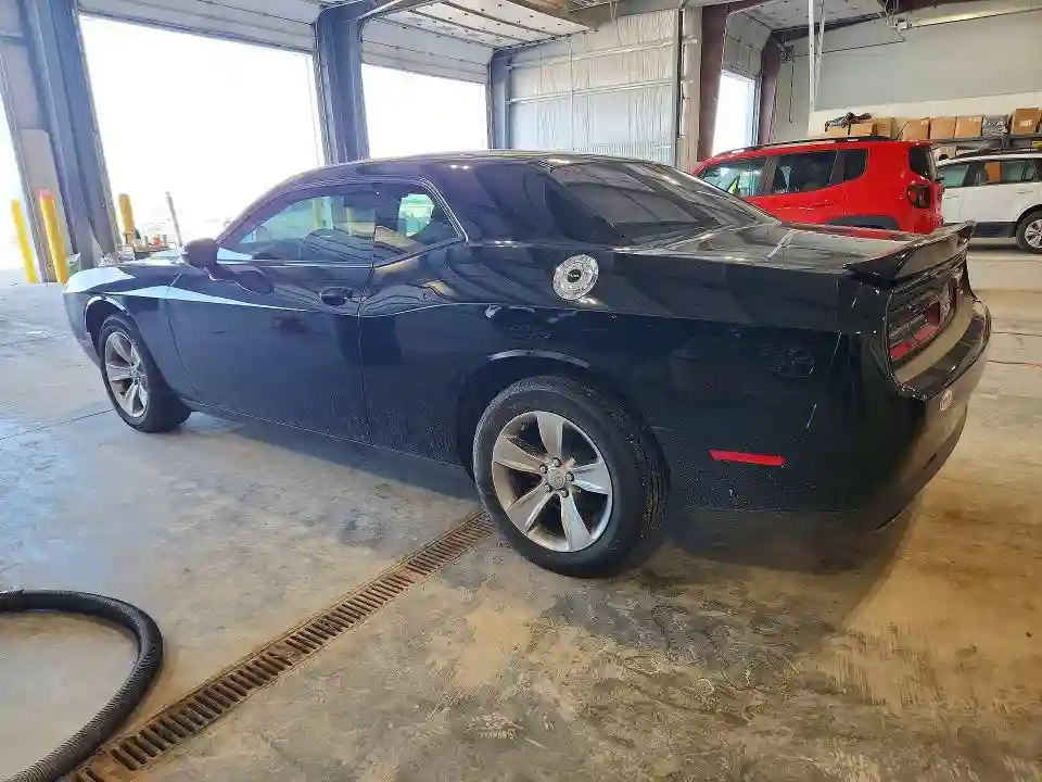 2C3CDZAG1GH285142 2016 DODGE CHALLENGER-1