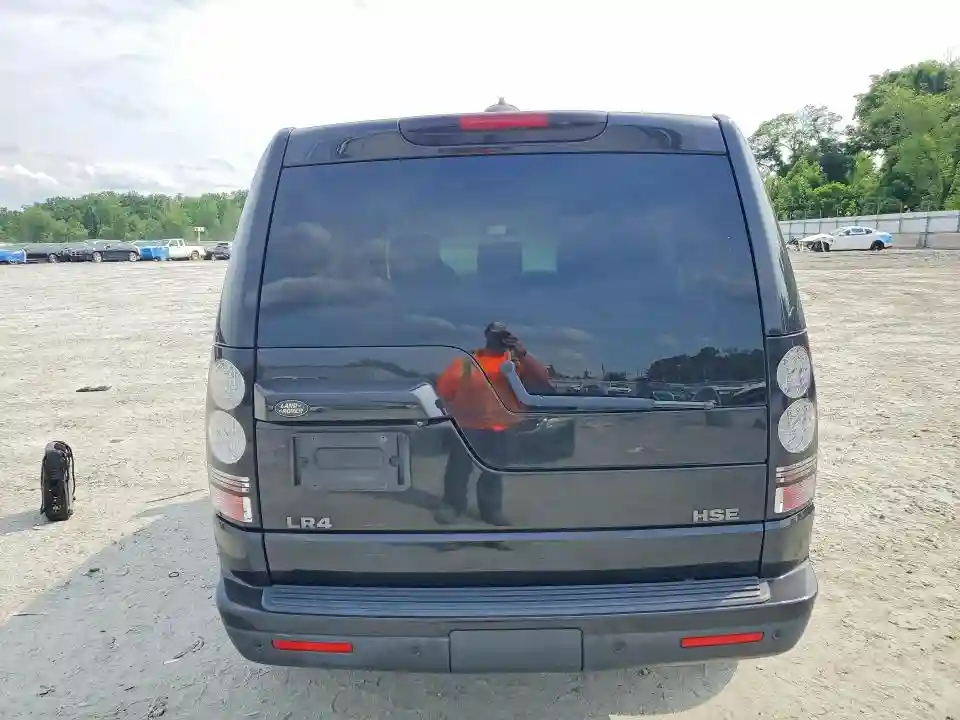 SALAG2V63GA803570 2016 LAND ROVER LR4-5