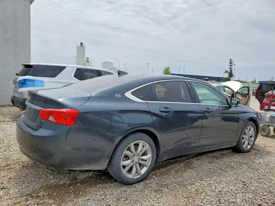 2G1105S32J9139765 2018 CHEVROLET IMPALA-2