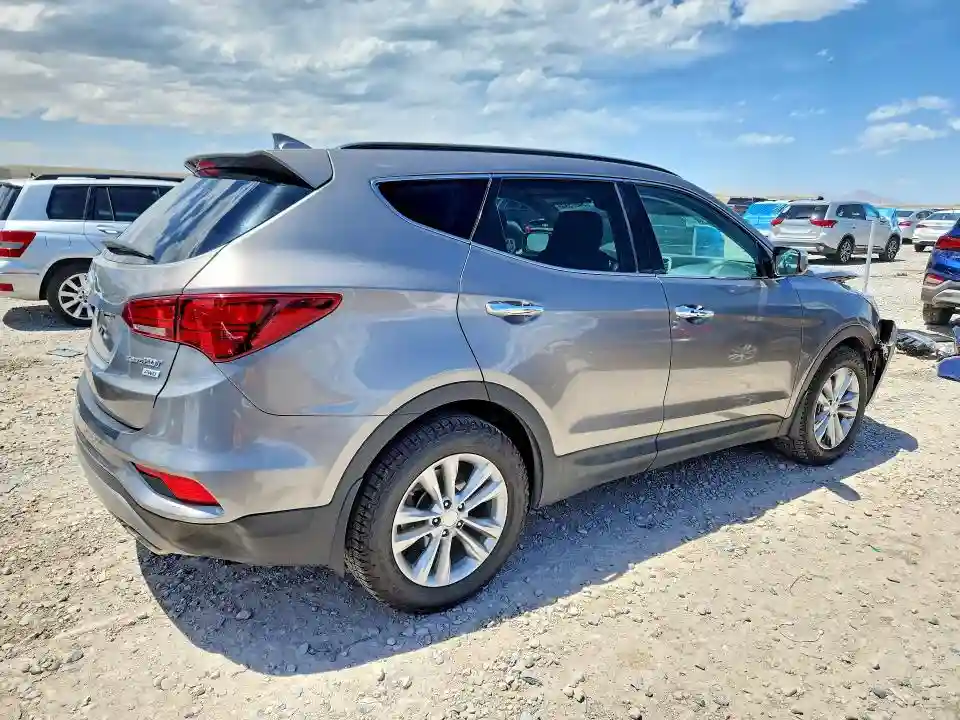5XYZUDLA2JG527685 2018 HYUNDAI SANTA FE-2