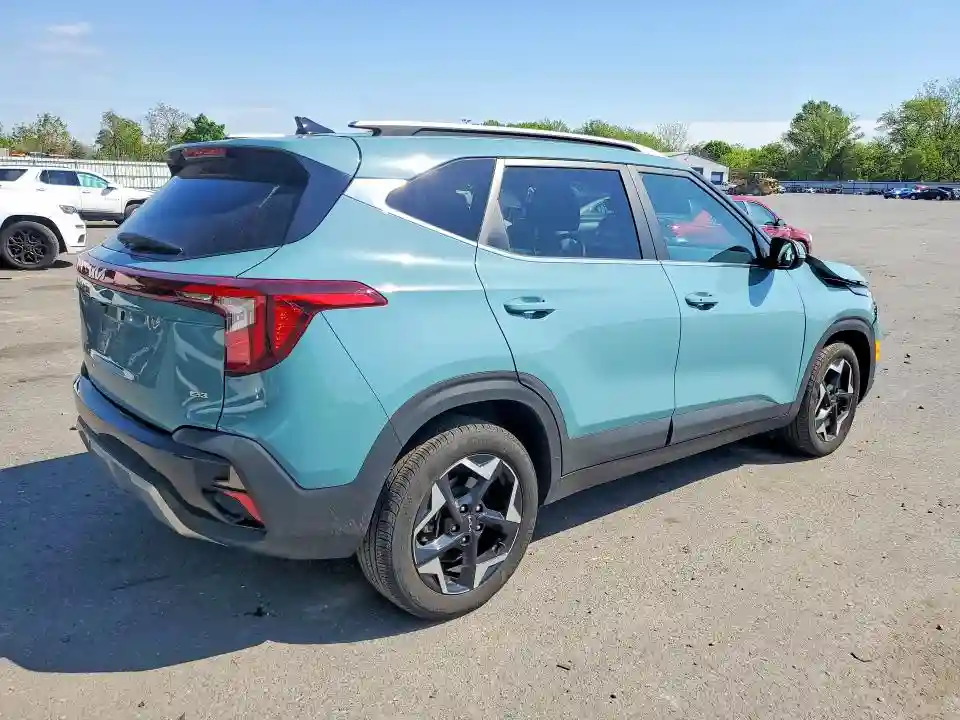 KNDERCAAXR7633758 2024 KIA SELTOS-2