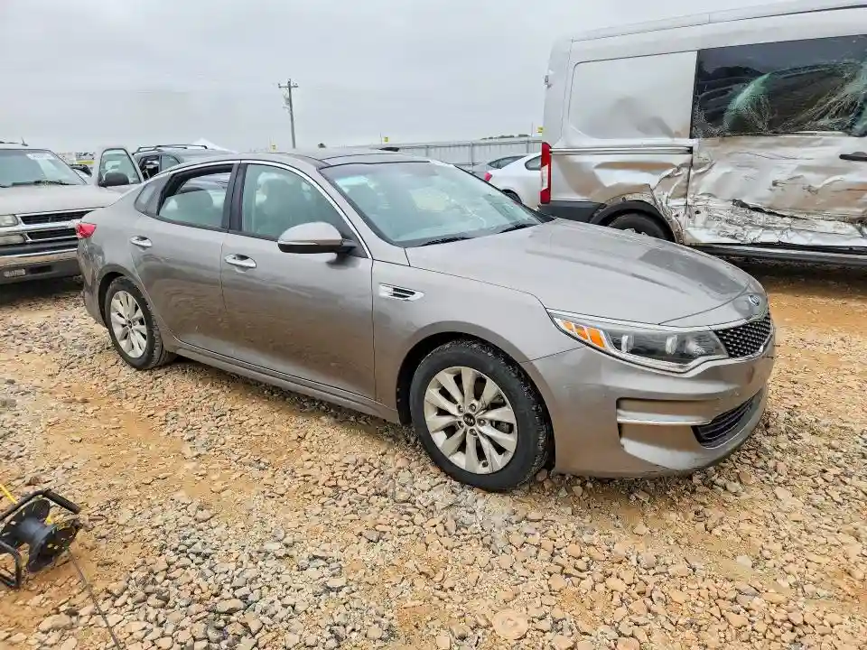 5XXGU4L36GG037868 2016 KIA OPTIMA-3