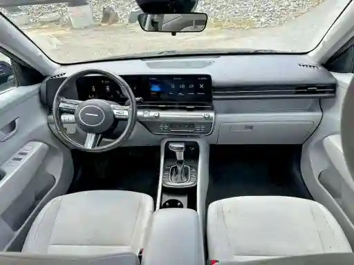 KM8HBCAB3SU203583 2025 HYUNDAI KONA-4