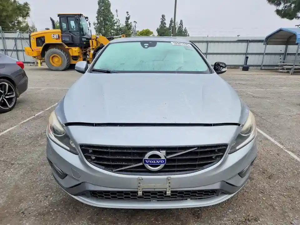 YV126MFLXH2437496 2017 VOLVO S60-4