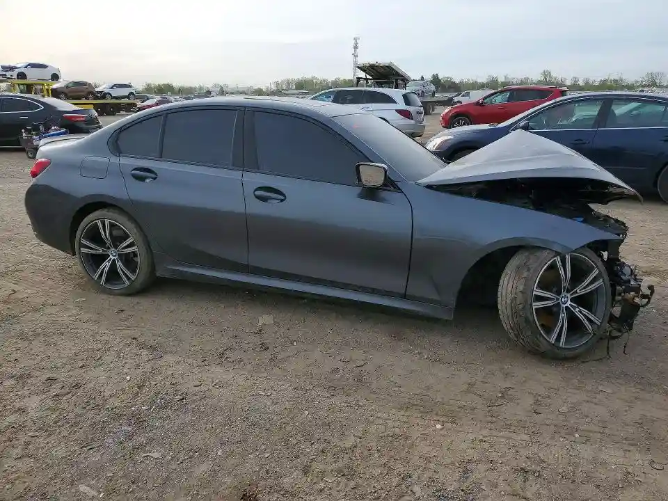 WBA5R7C52KAJ85710 2019 BMW 3 SERIES-3