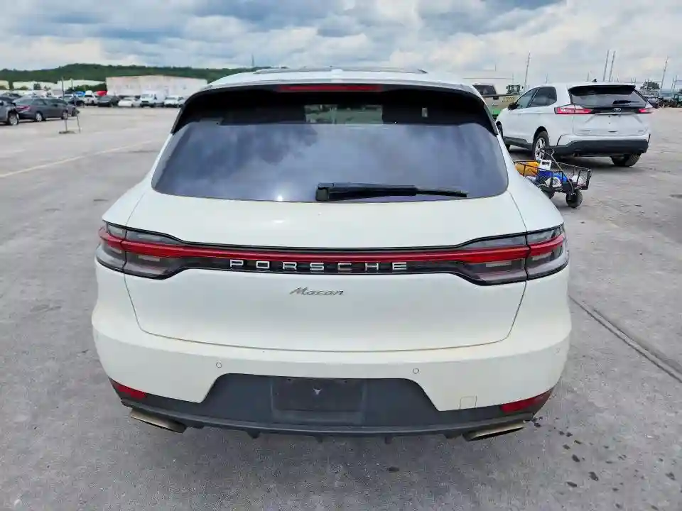 WP1AA2A52KLB04819 2019 PORSCHE MACAN-5