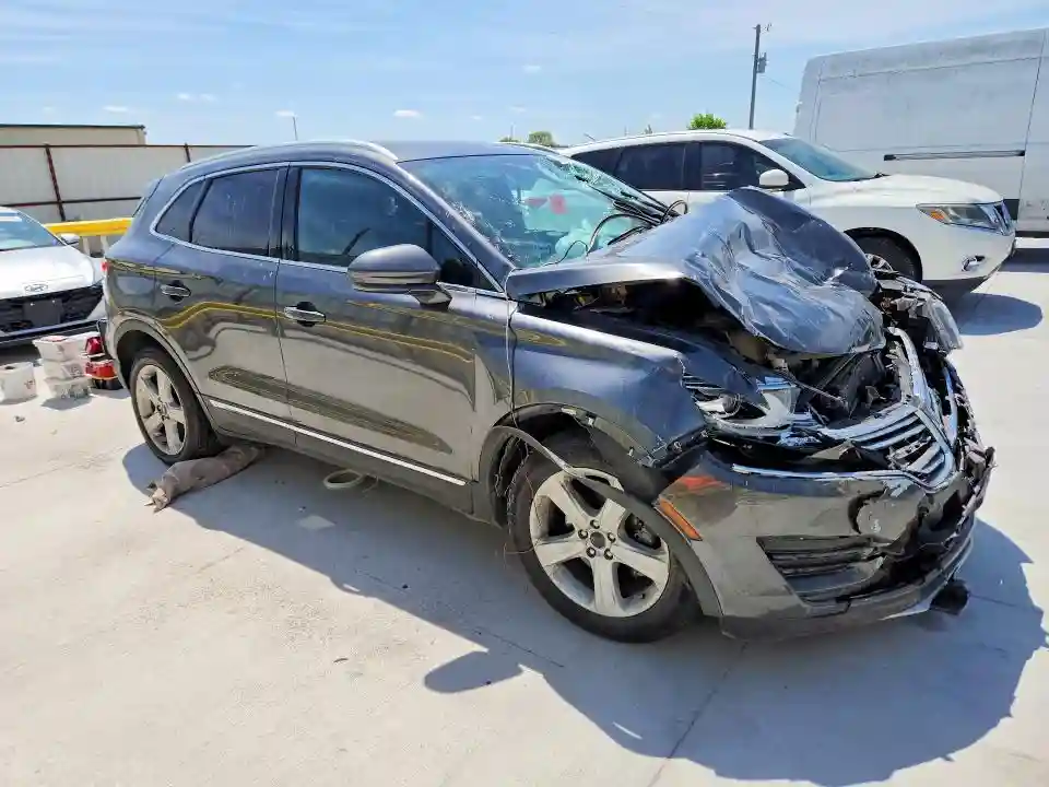 5LMCJ1C95HUL24813 2017 LINCOLN MKC-3