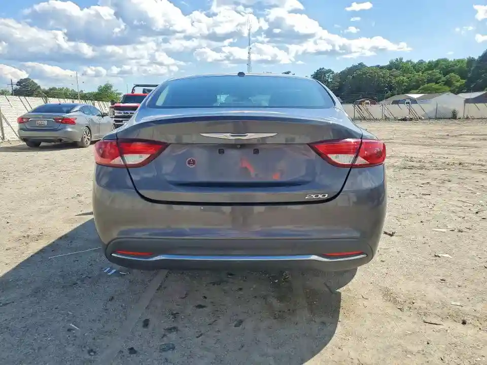 1C3CCCABXFN526657 2015 CHRYSLER 200-5