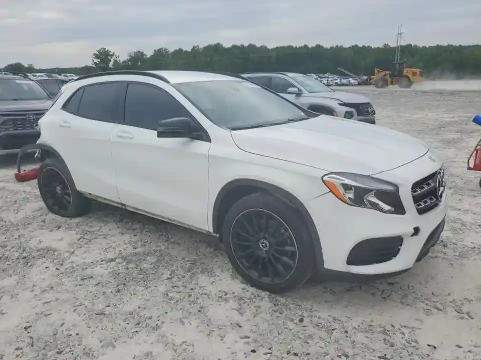 WDCTG4EB5JJ504821 2018 MERCEDES-BENZ GLA-CLASS-3