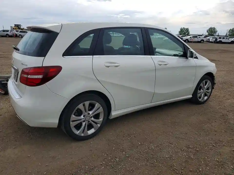 WDDMH4GB1JJ443395 2018 MERCEDES-BENZ B-CLASS-2
