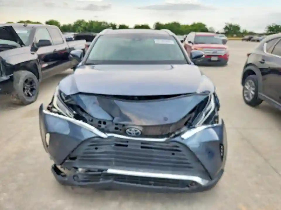 JTEAAAAH8MJ025574 2021 TOYOTA VENZA-4