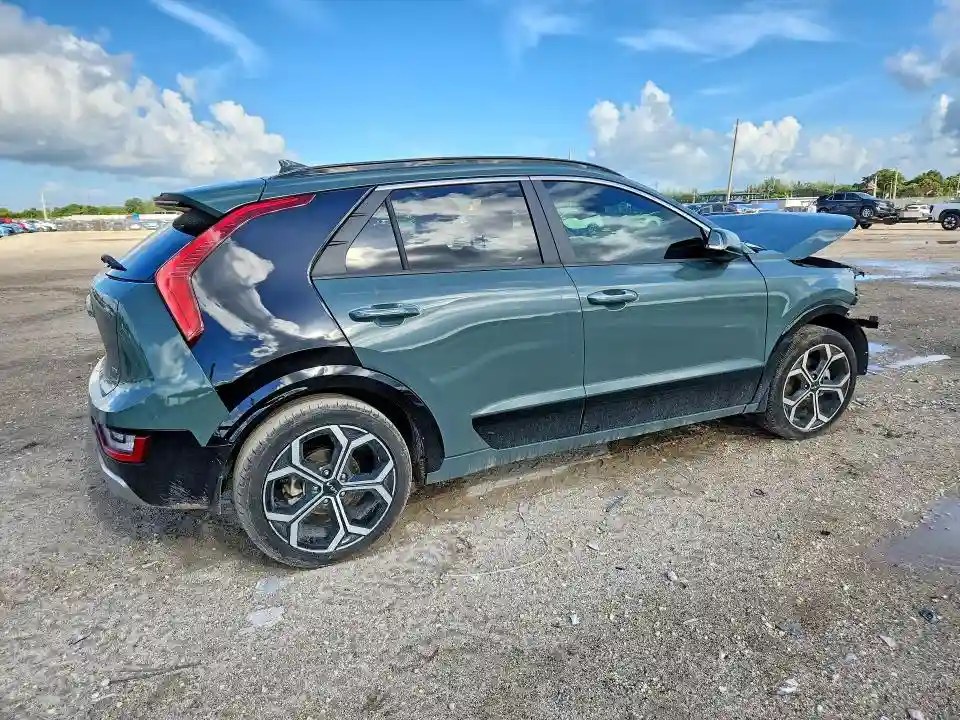 KNDCT3LEXR5201935 2024 KIA NIRO-2