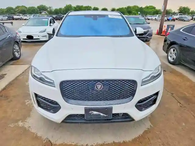 SADCL2GX5KA353175 2019 JAGUAR F-PACE-4