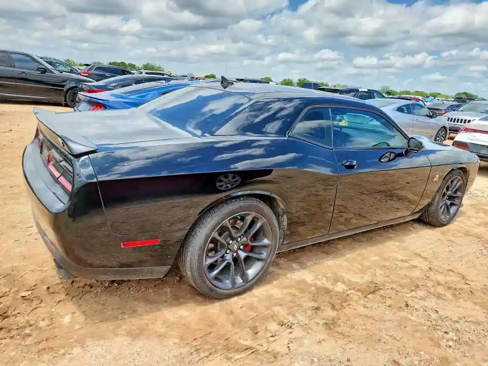 2C3CDZFJ8LH235918 2020 DODGE CHALLENGER-2