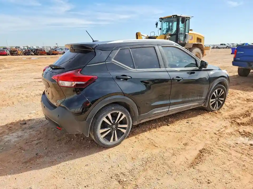 3N1CP5DVXLL554801 2020 NISSAN KICKS-2