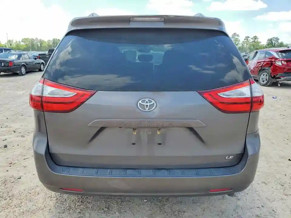 5TDKZ3DC9HS847340 2017 TOYOTA SIENNA-5