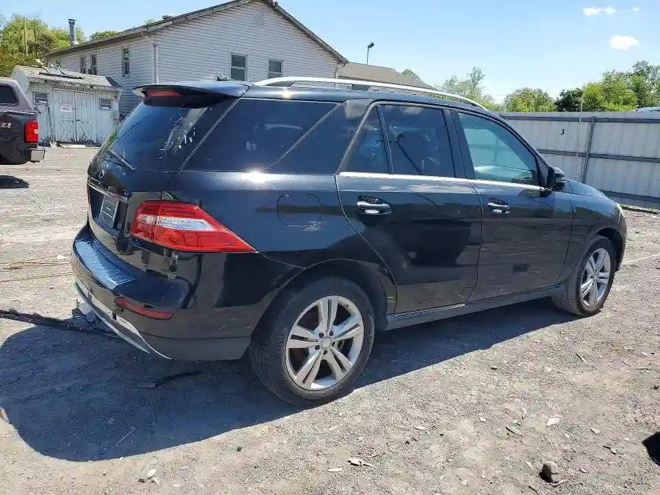 4JGDA5JB5FA514467 2015 MERCEDES-BENZ M-CLASS-2