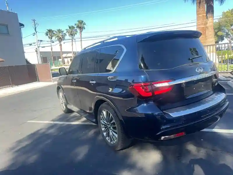 JN8AZ2NF8K9685855 2019 INFINITI QX80-2