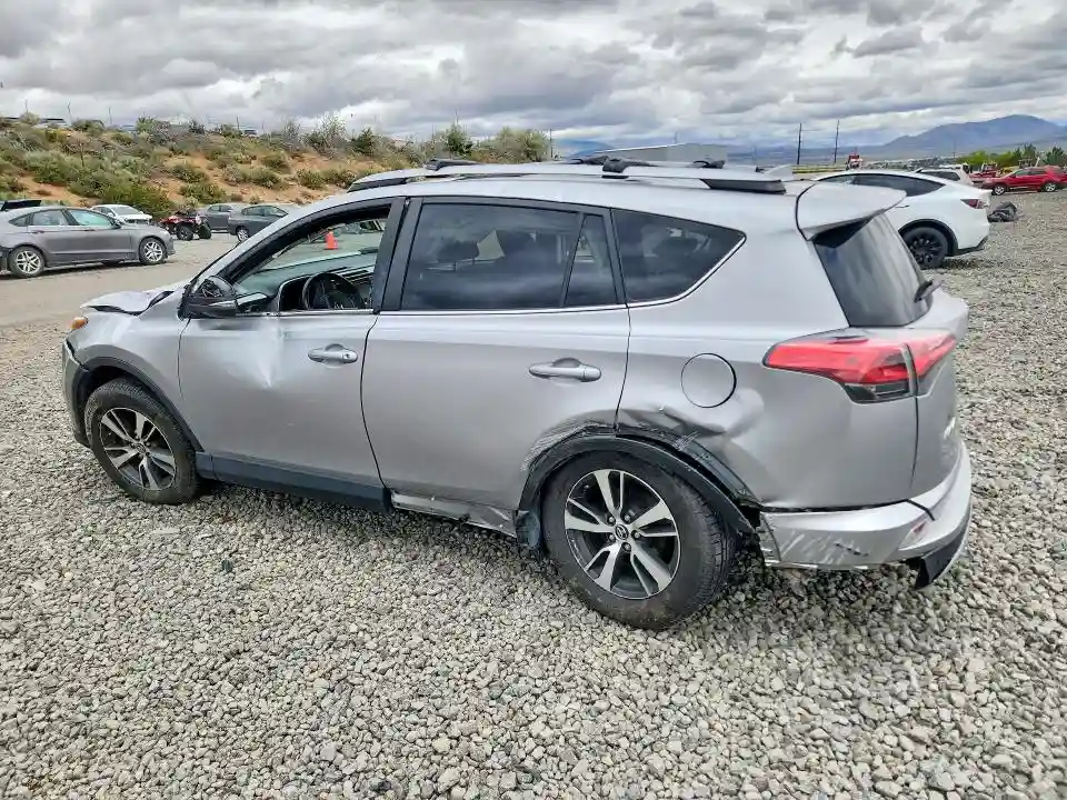 JTMRFREV7JJ199588 2018 TOYOTA RAV4-1