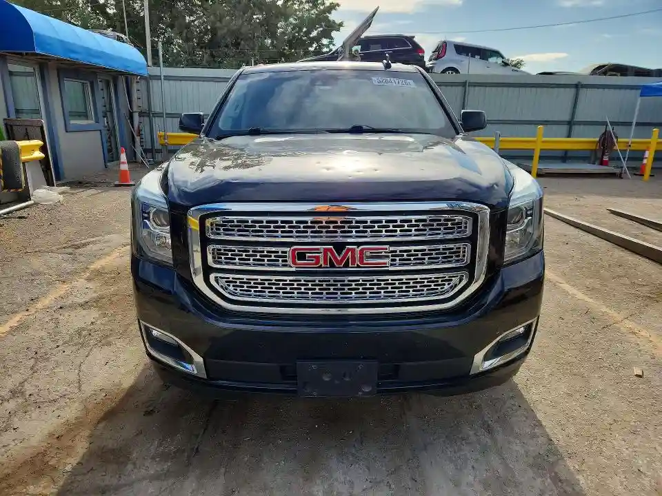 1GKS2GKC0JR249998 2018 GMC YUKON-4