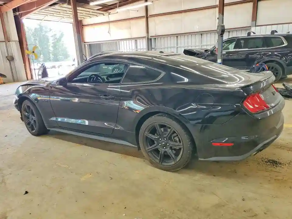 1FA6P8CF3J5161537 2018 FORD MUSTANG-1