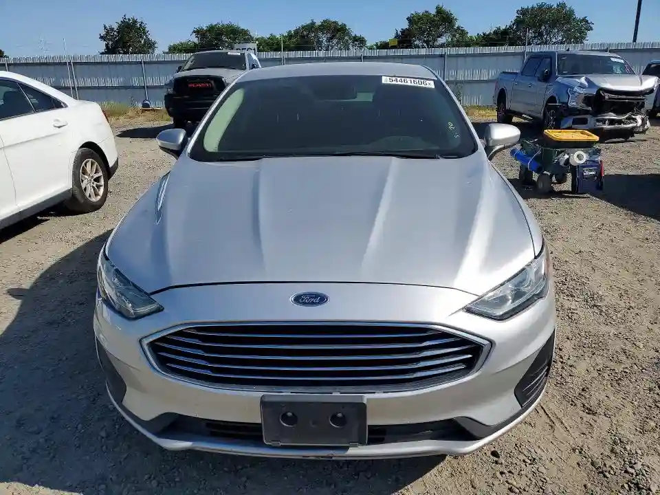 3FA6P0HD3KR135785 2019 FORD FUSION-4