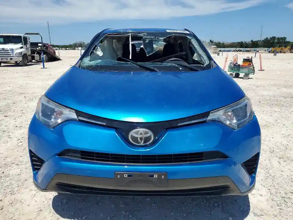 JTMZFREVXJJ725115 2018 TOYOTA RAV4-4