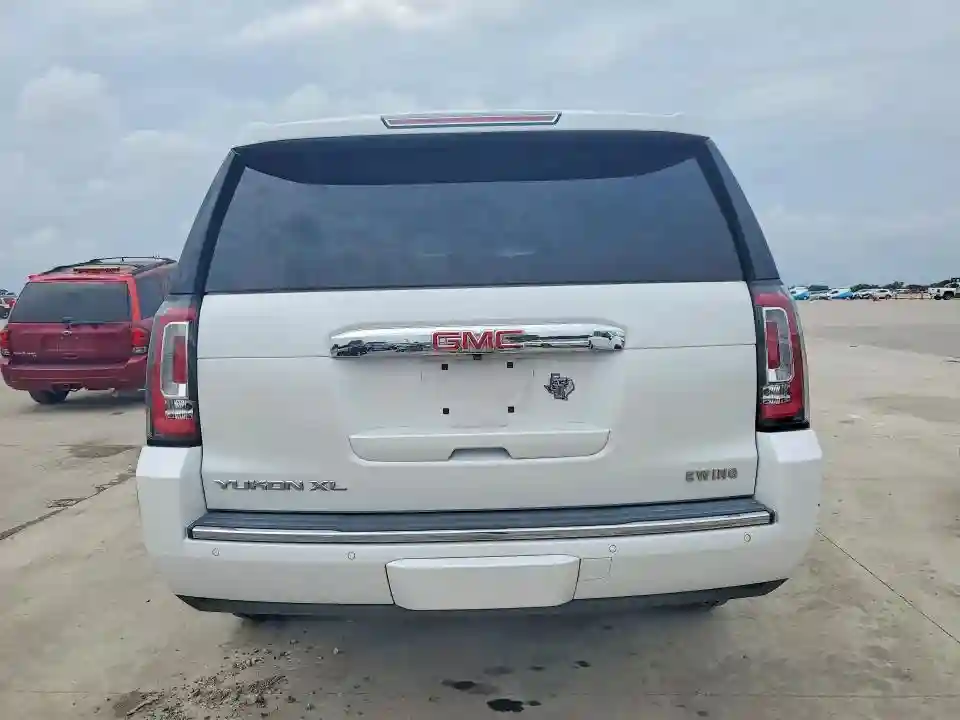1GKS2HKJ8HR339057 2017 GMC YUKON-5