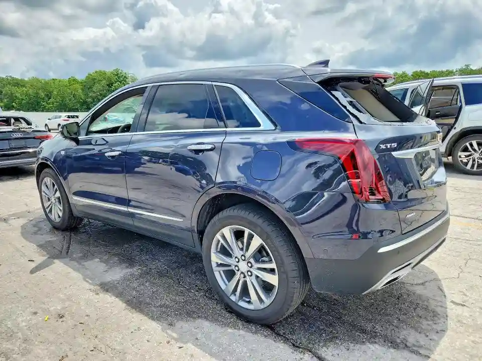 1GYKNDR49SZ148454 2025 CADILLAC XT5-1