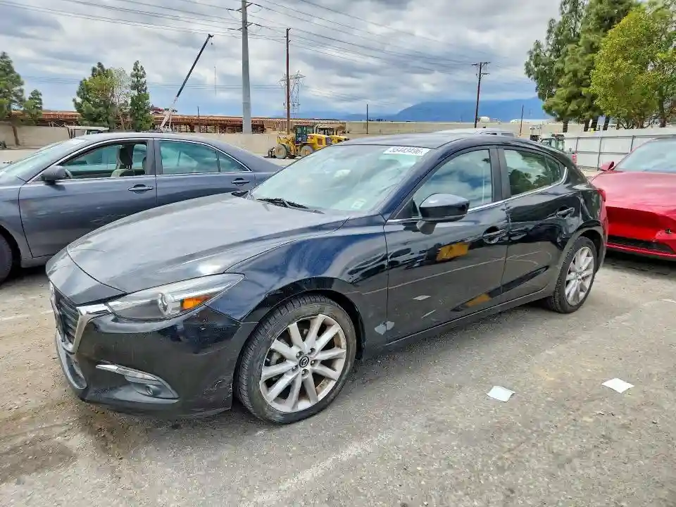 JM1BN1M32H1100126 2017 MAZDA 3-0