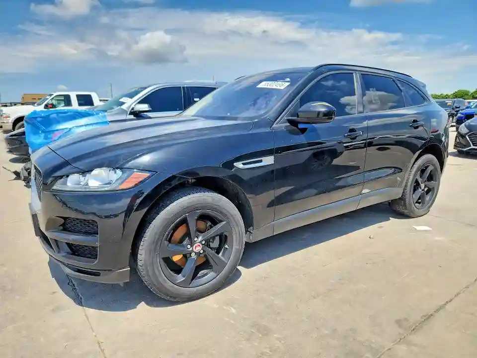 SADCJ2FX7JA321723 2018 JAGUAR F-PACE-0