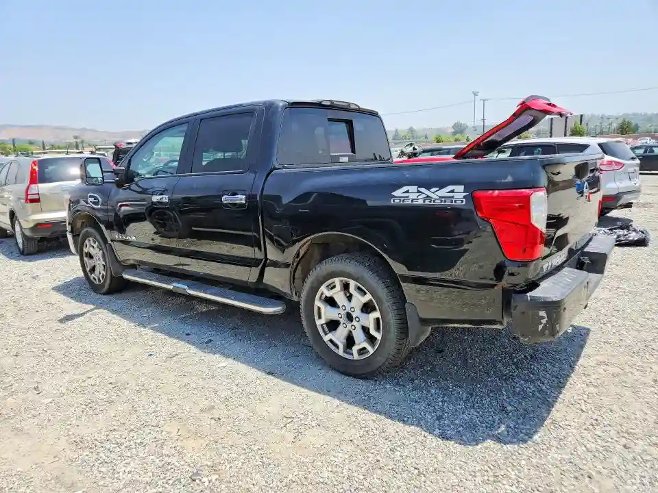 1N6AA1E54HN557968 2017 NISSAN TITAN-1