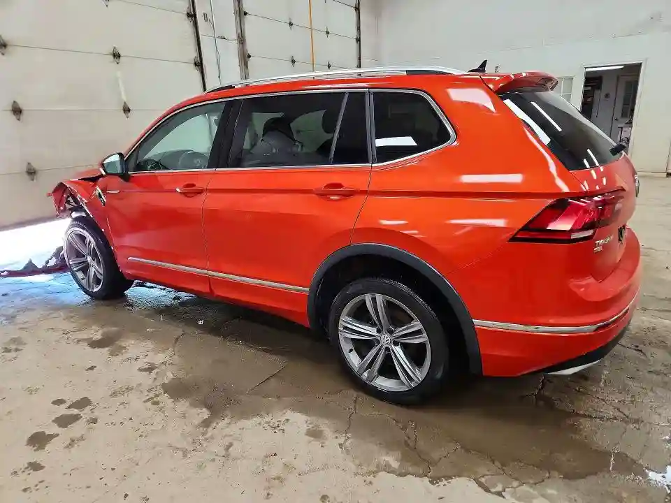 3VV2B7AX8KM020960 2019 VOLKSWAGEN TIGUAN-1