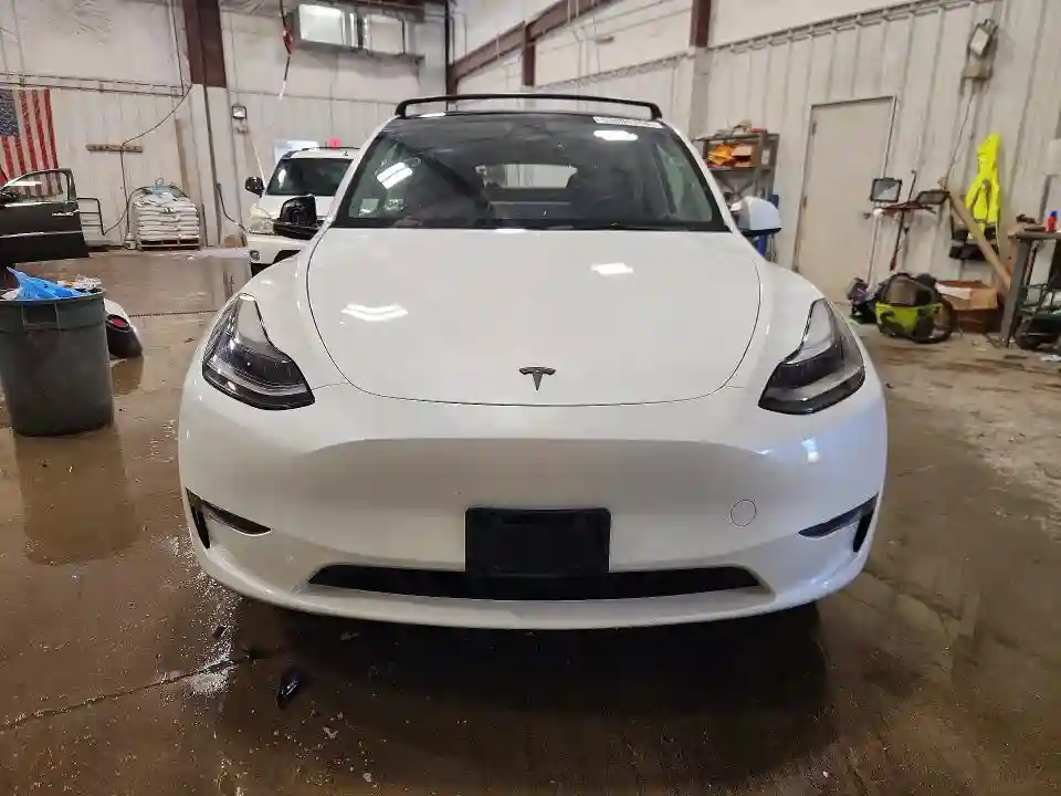 7SAYGDEE9PF714007 2023 TESLA MODEL Y-4