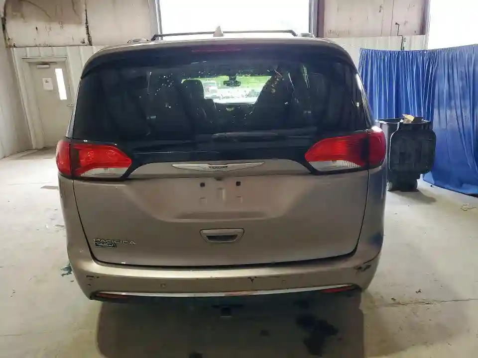 2C4RC1BG4HR733698 2017 CHRYSLER PACIFICA-5