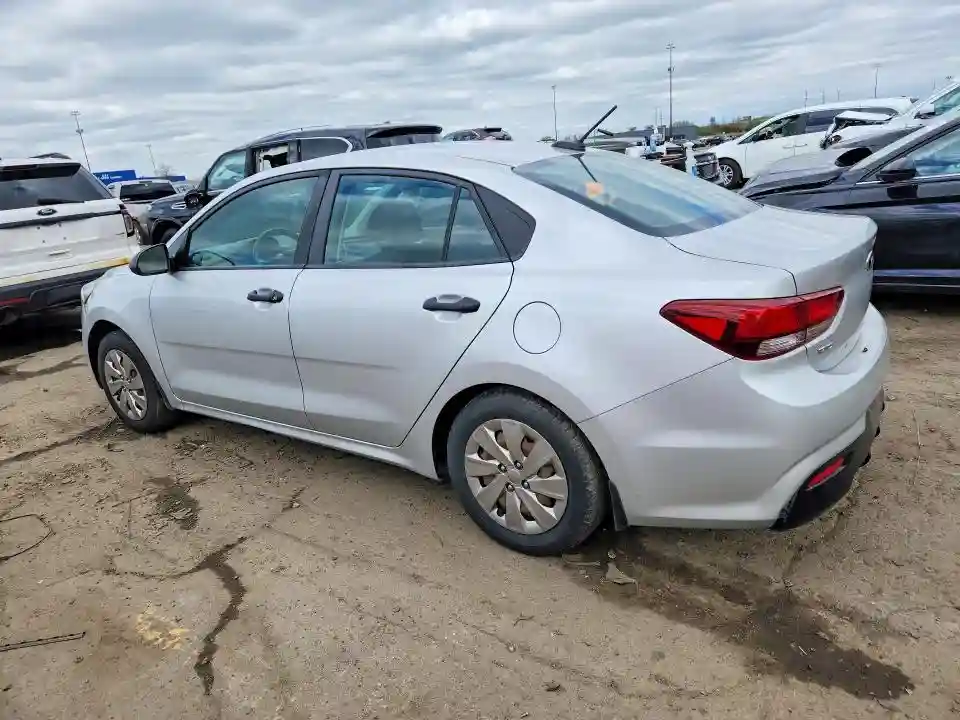 3KPA24AB6JE059102 2018 KIA RIO-1