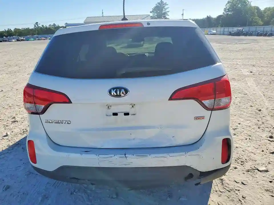 5XYKTCA62FG562232 2015 KIA SORENTO-5